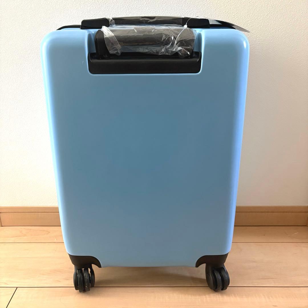 シナモロール】サンリオ キャリーケース TSAロック付き 一番くじスーツ