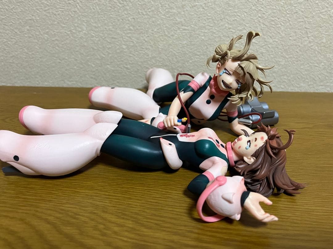 ヒロアカ　フィギュア　一番くじ　麗日お茶子＆トガヒミコセット