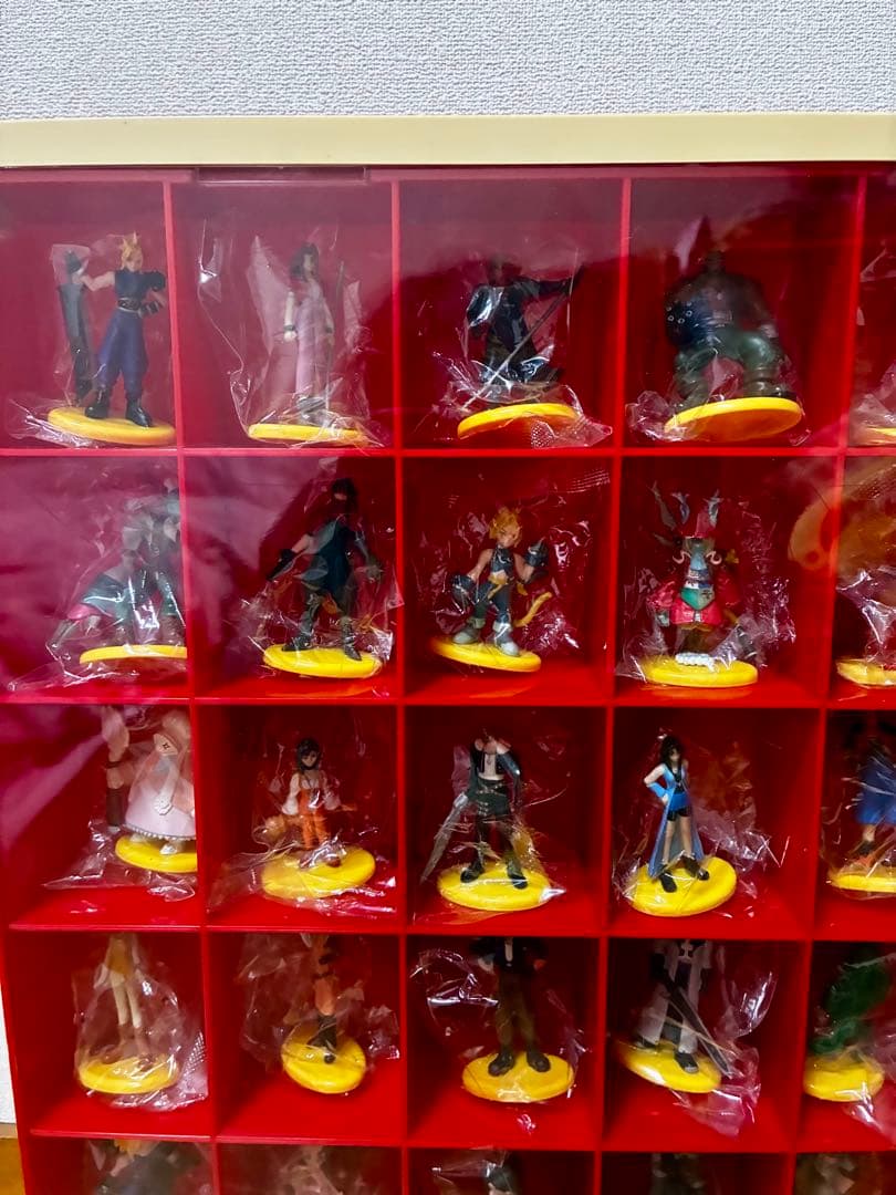 ケース付き】ファイナルファンタジー×コカコーラ フィギュア - メルカリ