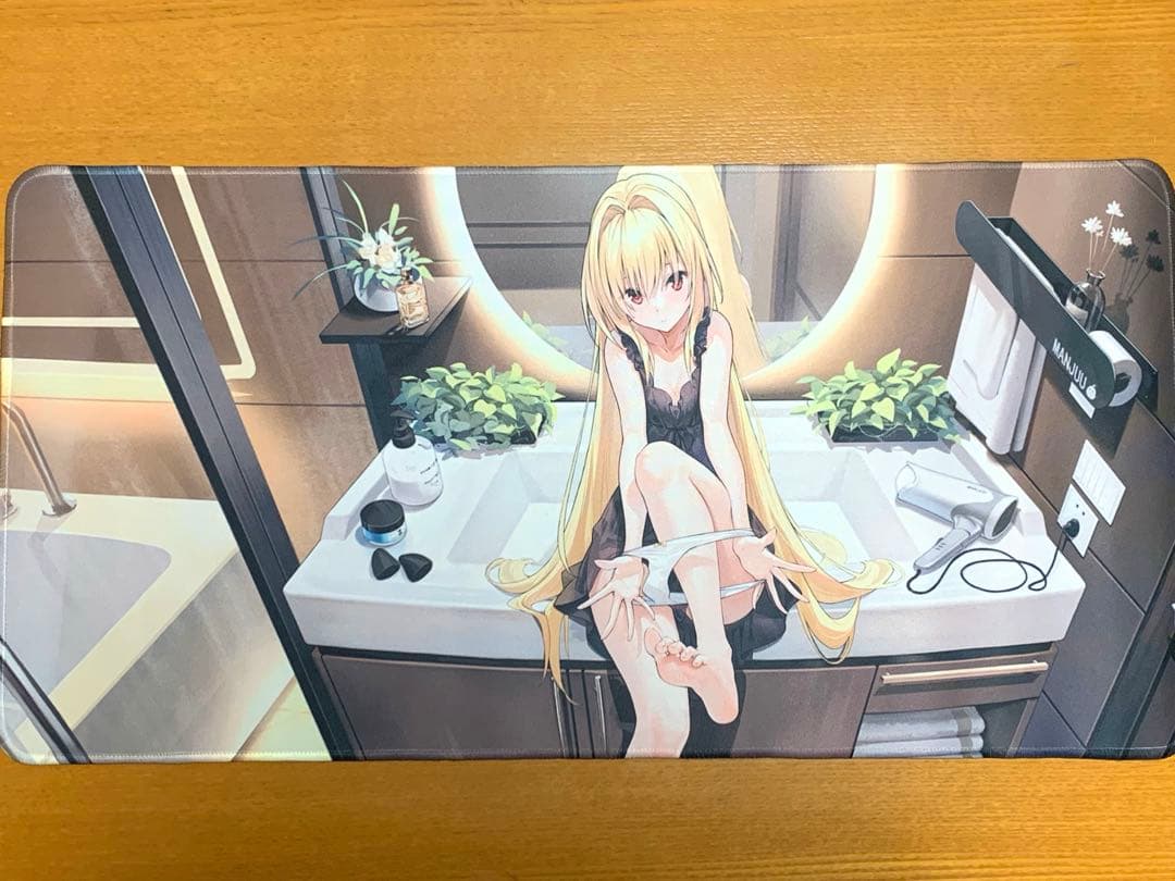 アズールレーン 金色の闇 ToLOVEる プレイマット 新品 - メルカリ