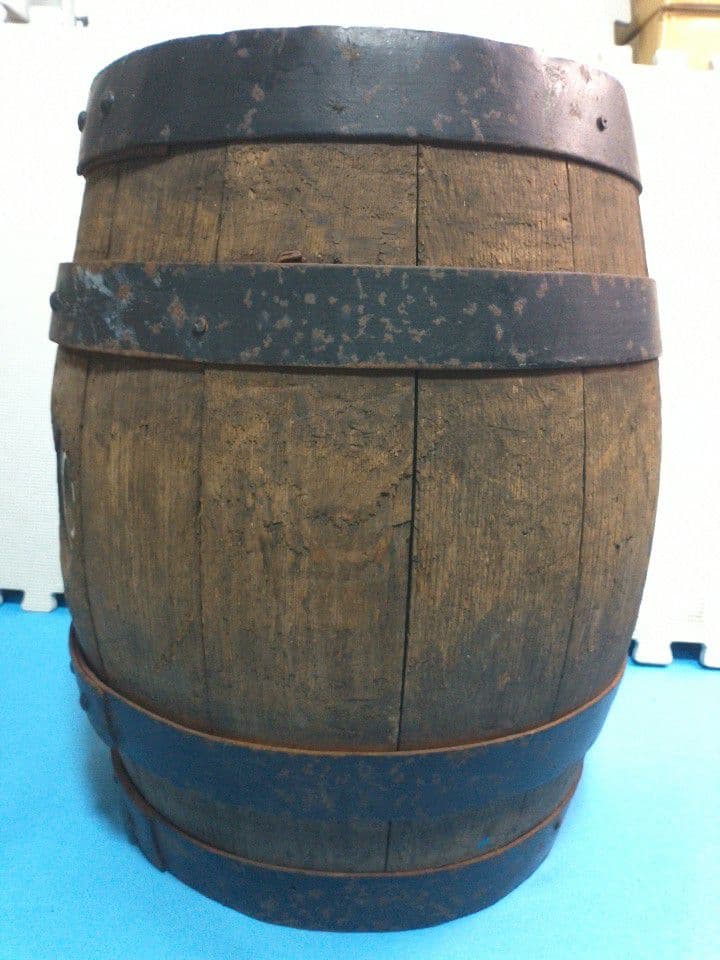 樽 サッポロ たる 空樽 直径約35cm 高さ約43cm　大阪工場 木製