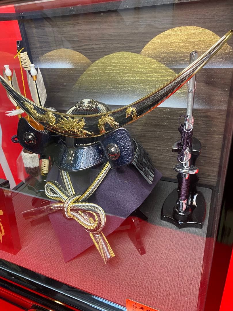 伊達政宗　東京久月　五月人形　家紋付き兜飾り　オルゴール付きガラスケース入