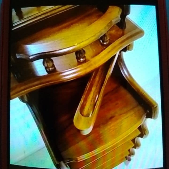 カリモク✨廃版品✨木製シェルフラック 5段✨鏡付き✨４フック付✨きれいな状態です