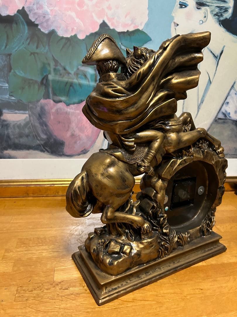 ナポレオンの馬乗る置き時計