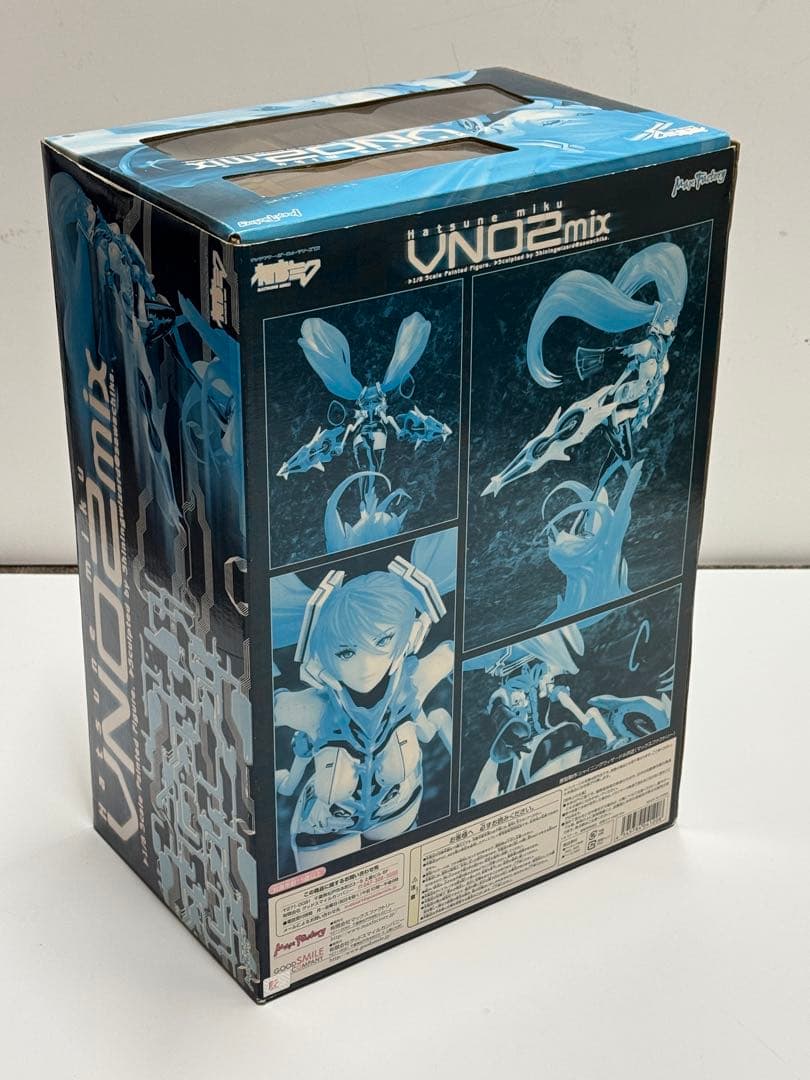 初音ミク VN02 mix (1/8スケールPVC&ABS塗装済み完成品)