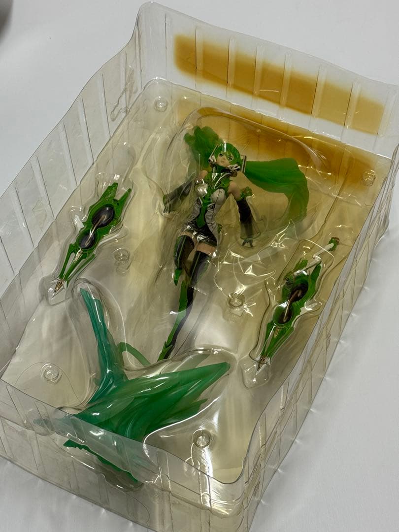 初音ミク VN02 mix (1/8スケールPVC&ABS塗装済み完成品)