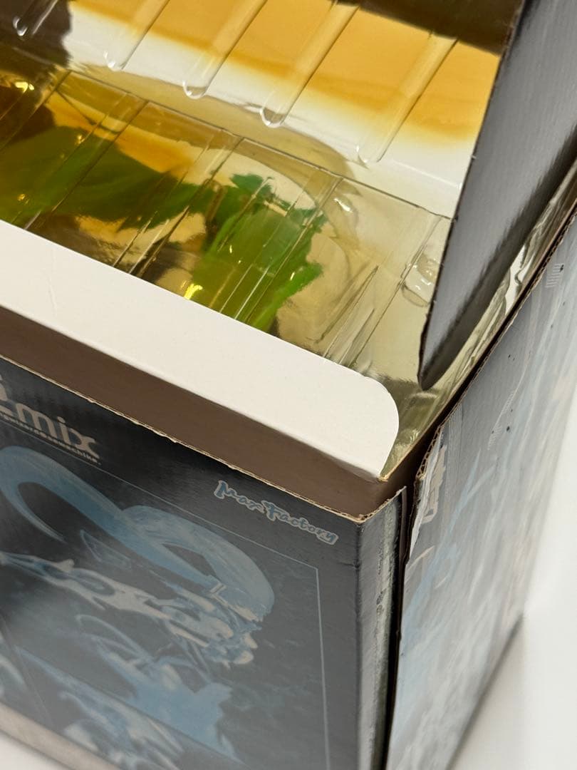 初音ミク VN02 mix (1/8スケールPVC&ABS塗装済み完成品)