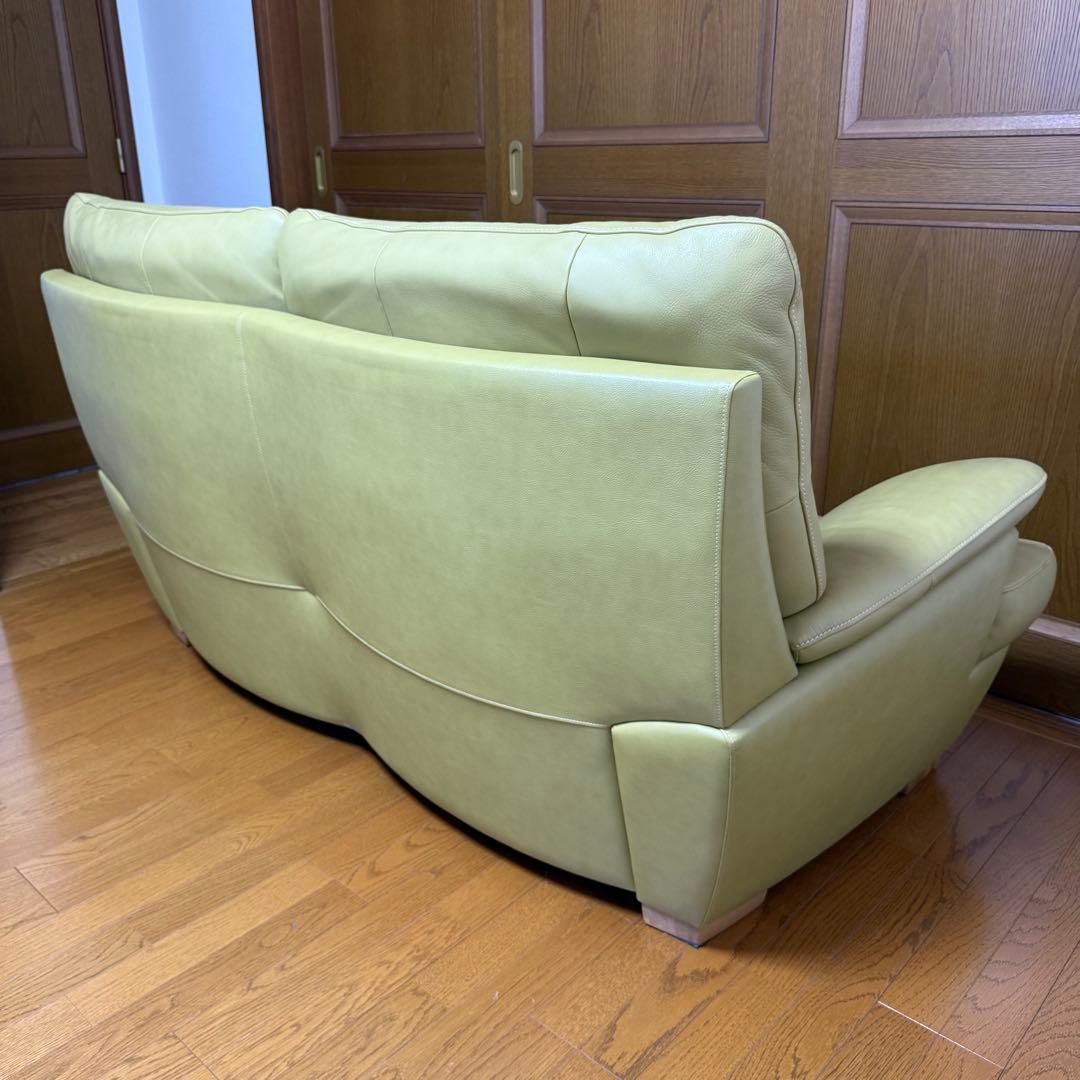 karimoku カリモク　グリーン レザー ソファ　2人掛け　黄緑　チターノ