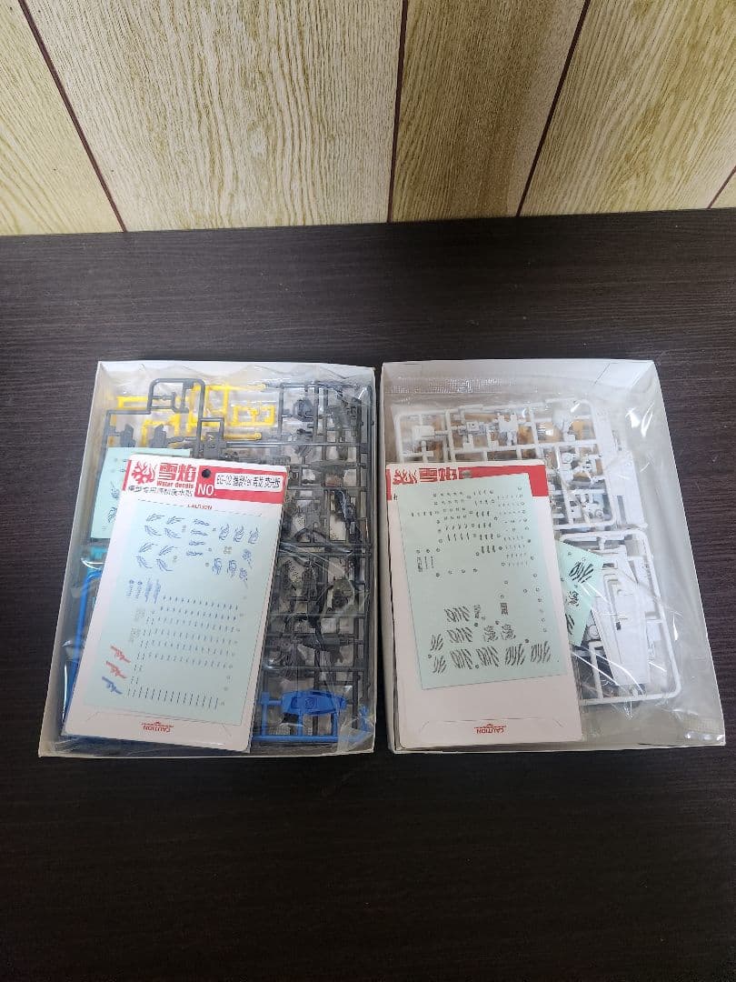 海外限定 １/144 RX-78-2 ガンダム&ストライクガンダム 二体セット