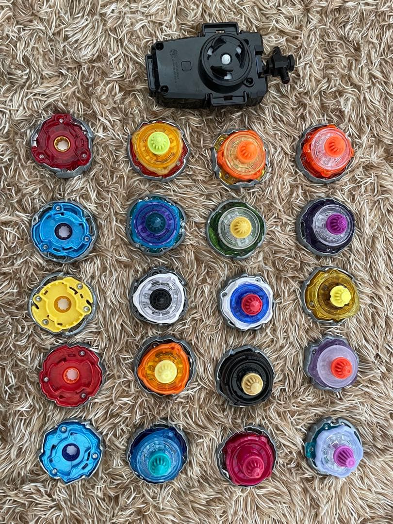 ベイブレードx まとめ売り おまけ付き - メルカリ