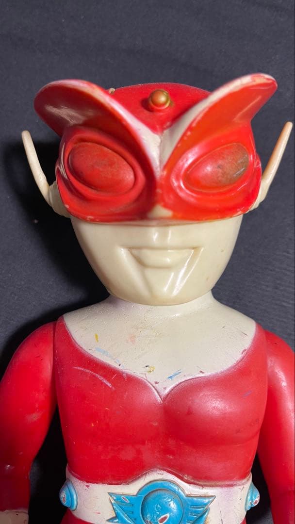 タ*カ様 レッドマン 面取れソフビ 当時物 - メルカリ