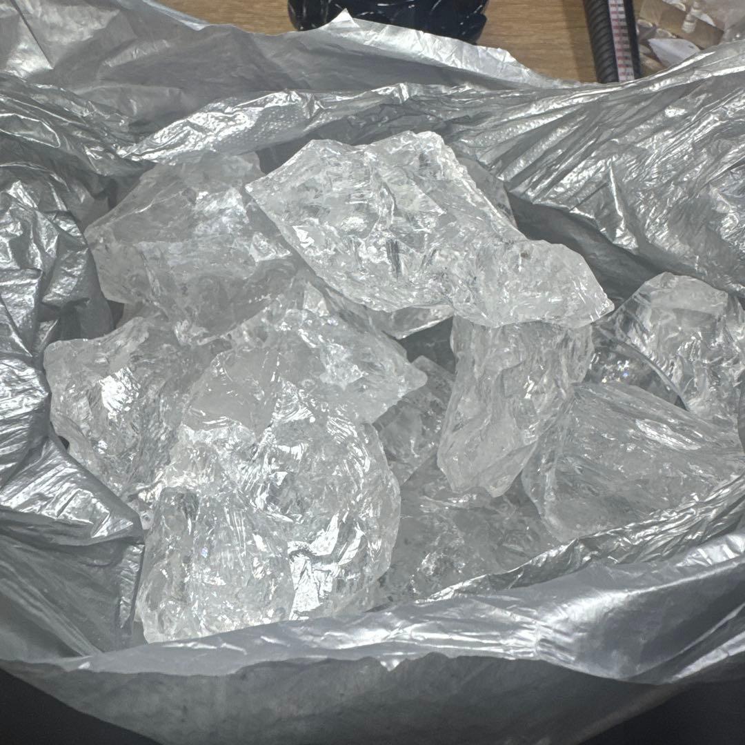 ヒマラヤ水晶 かちわり原石 約2.3kg まとめ売り 虹あり - メルカリ