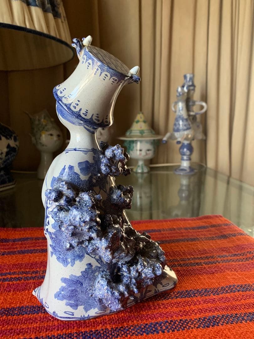 ビヨンヴィンブラッド　ビンテージ1960年スタジオ手書き一点物作品帽子レディー