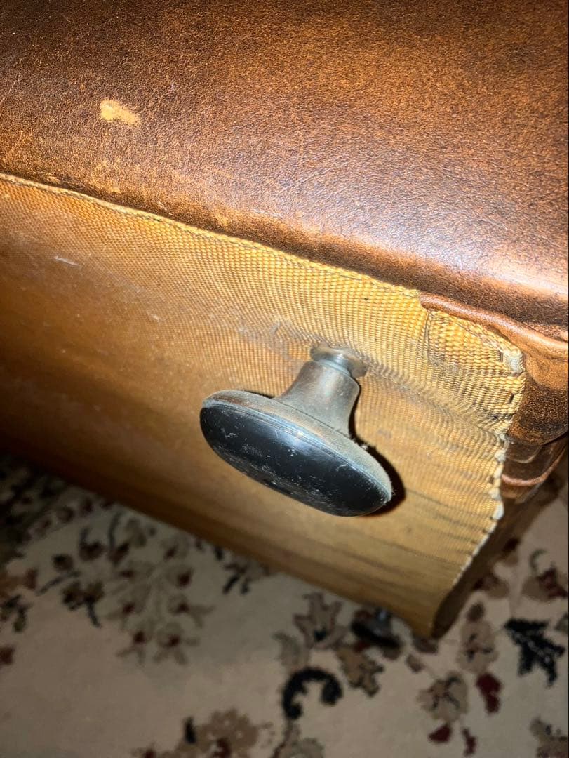 チェスターフィールド本革ソファ1人掛け英国調アンティーク