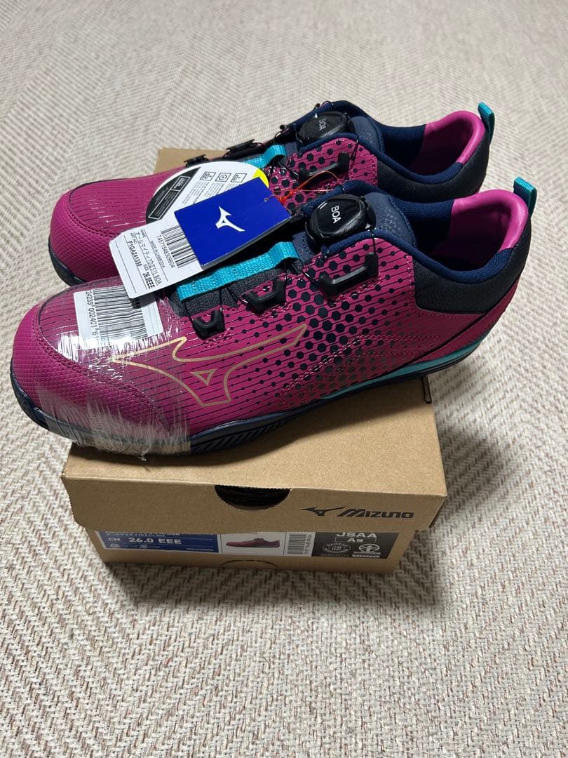 新品　限定カラー　Mizuno BOAシステム安全靴 ピンク/ネイビー