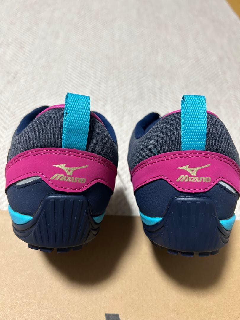 新品　限定カラー　Mizuno BOAシステム安全靴 ピンク/ネイビー
