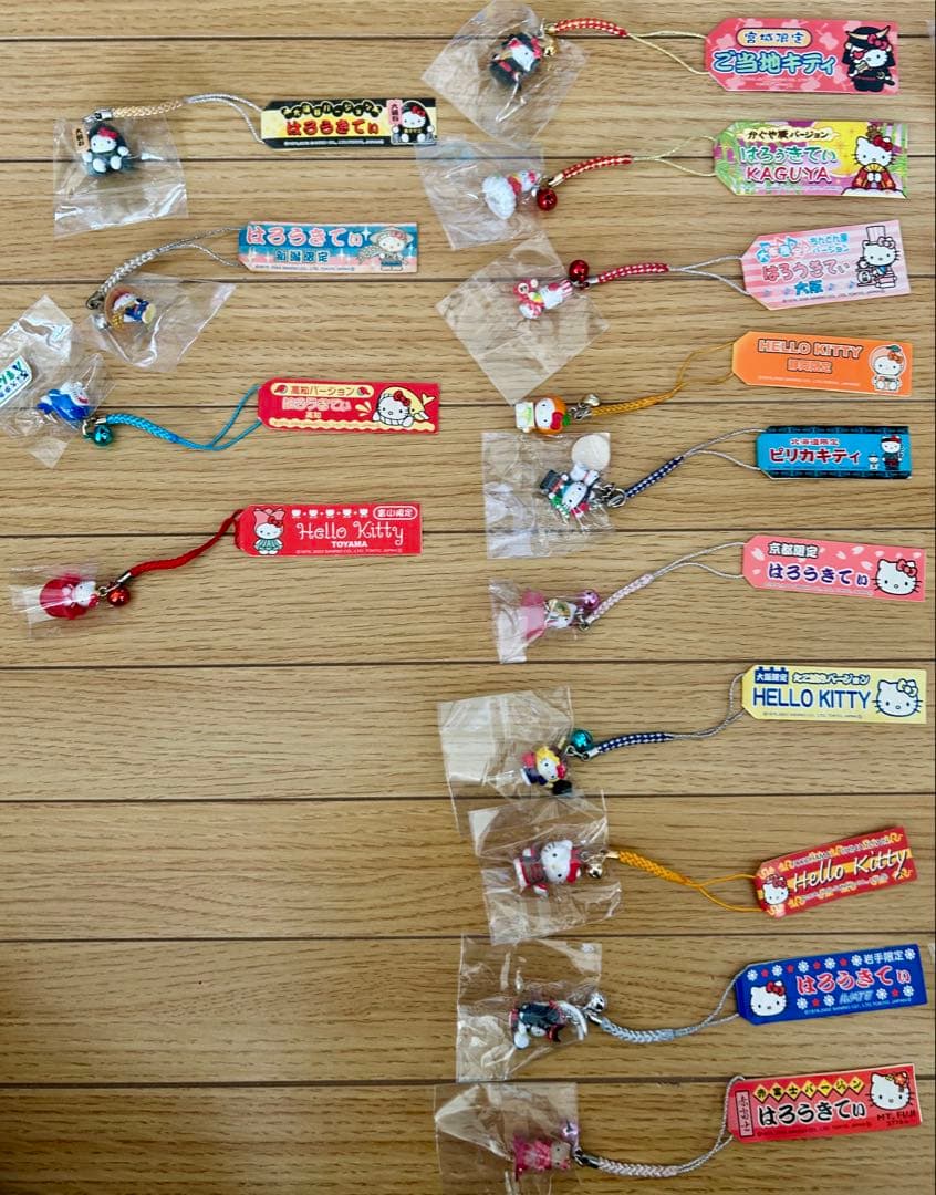 ハローキティ ご当地根付　ストラップ ・グッズ多数200個＋おまけ