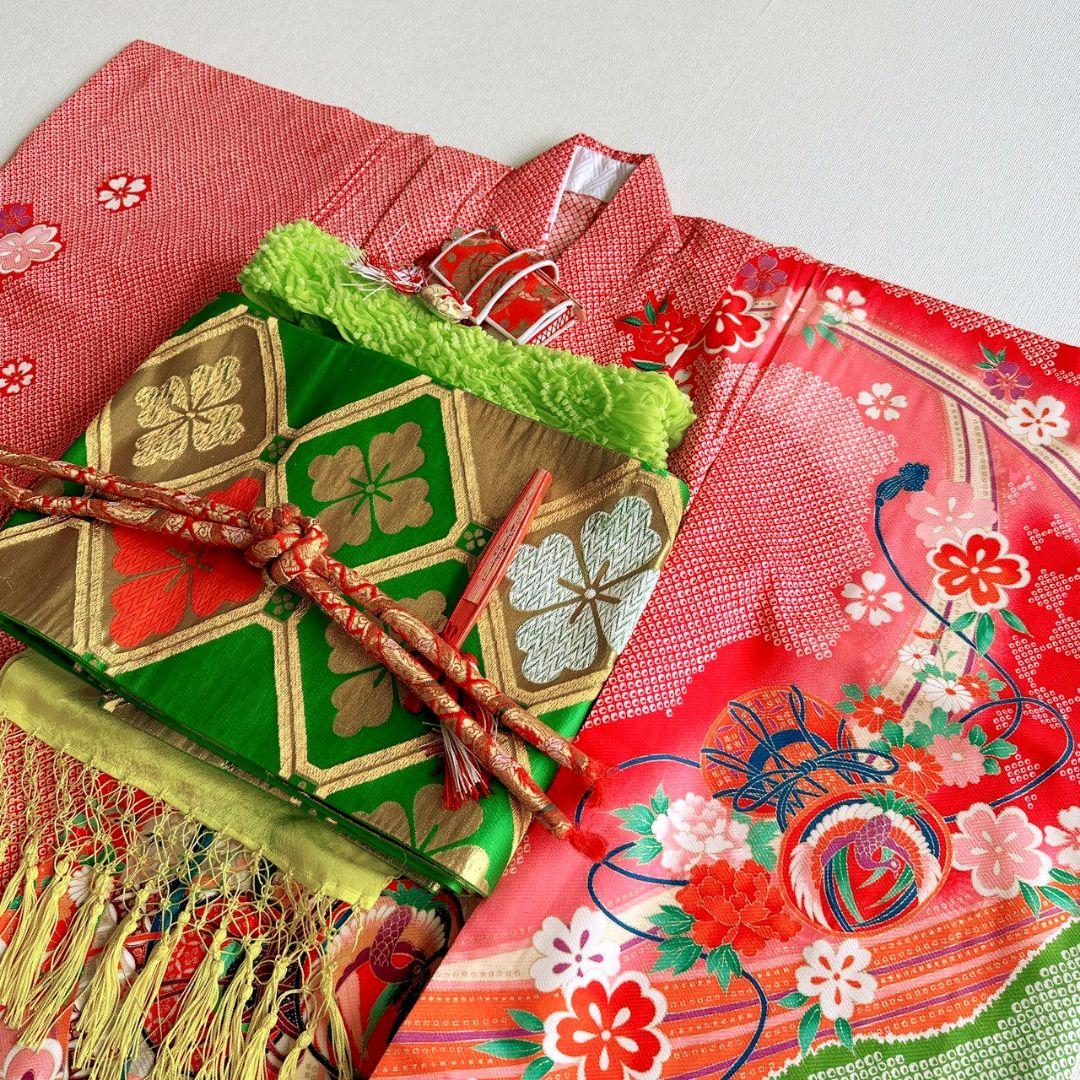 美品　フルセット　七五三　７歳女の子　しぼり柄鼓　緑袋帯　長襦袢付　小物7085