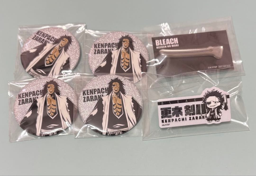 更木剣八 缶バッジ - メルカリ