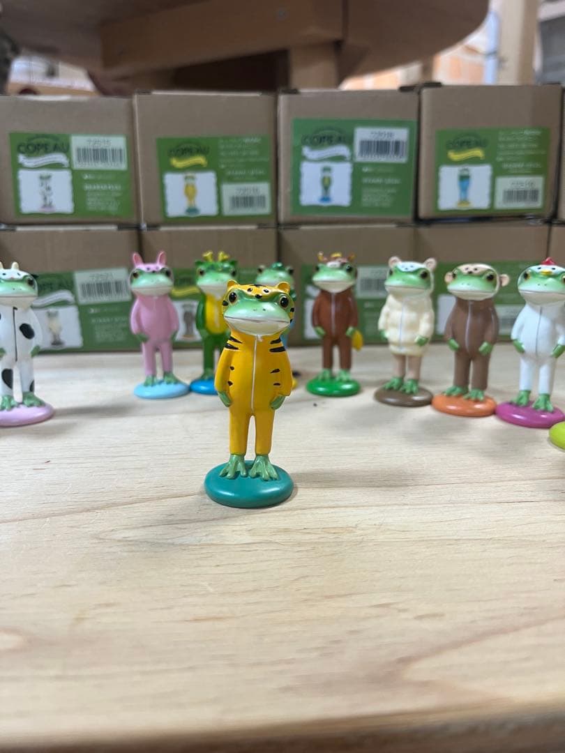 「COLEAU 」十二支カエル のコポー12体セット