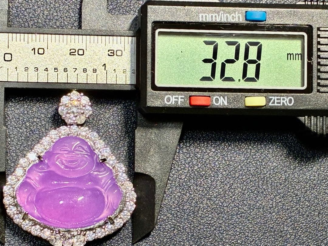 天然石　紫翡翠原石　極細工彫刻高氷種ヒスイ　アンティーク　佛像ヒスイペンダント