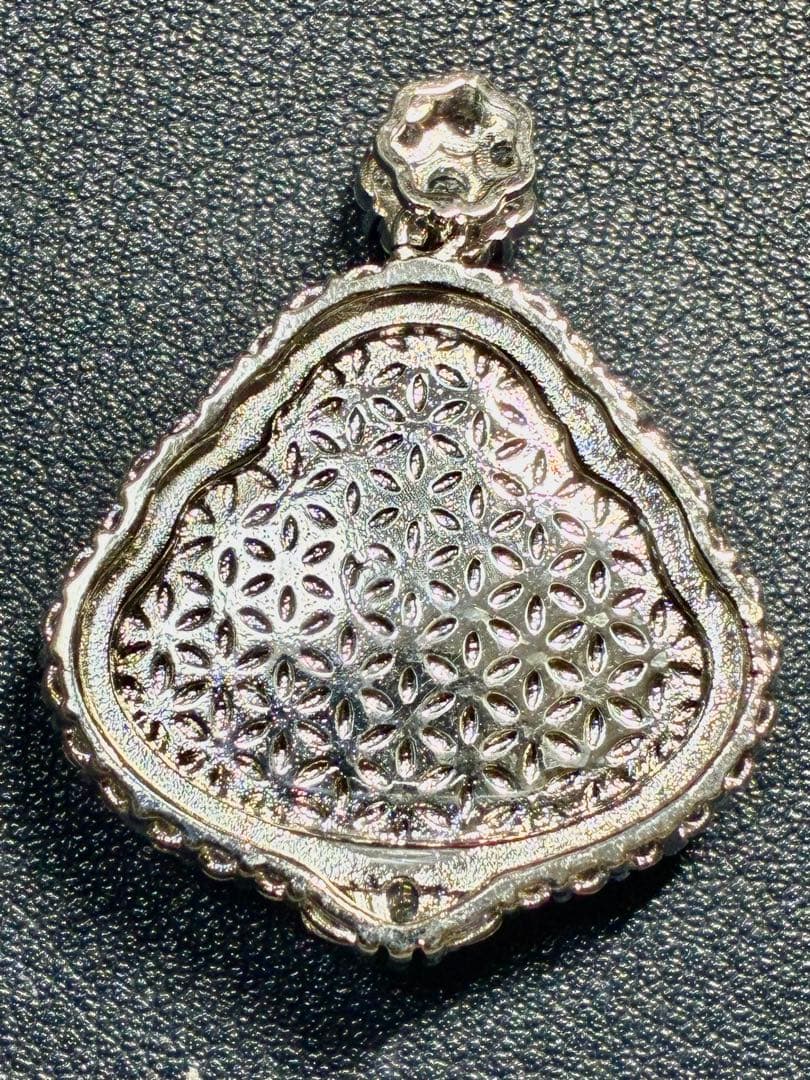 天然石　紫翡翠原石　極細工彫刻高氷種ヒスイ　アンティーク　佛像ヒスイペンダント