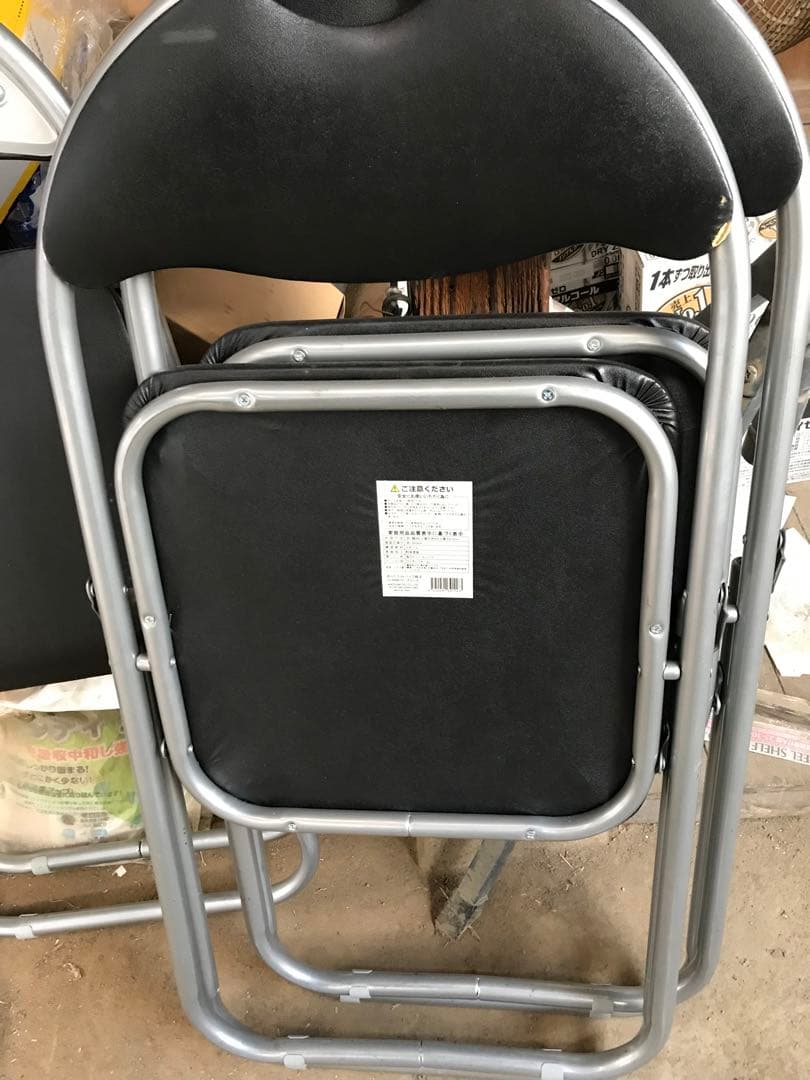 パイプ椅子5脚　メルカリ市の開催中お値下げ‼️