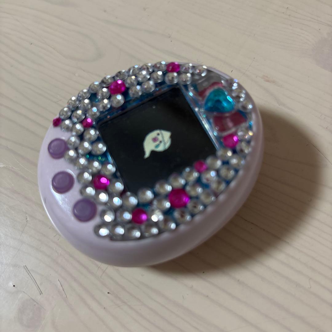 ビーズ装飾付きデジタルペット