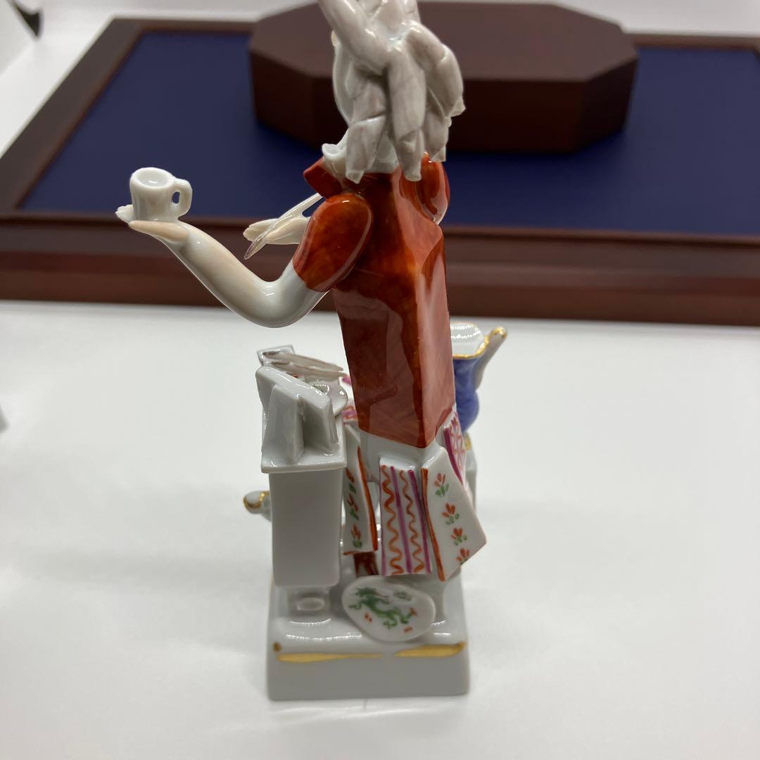 MEISSEN マイセン 設立300年記念 手ひねり人形 エカテリーナ女帝