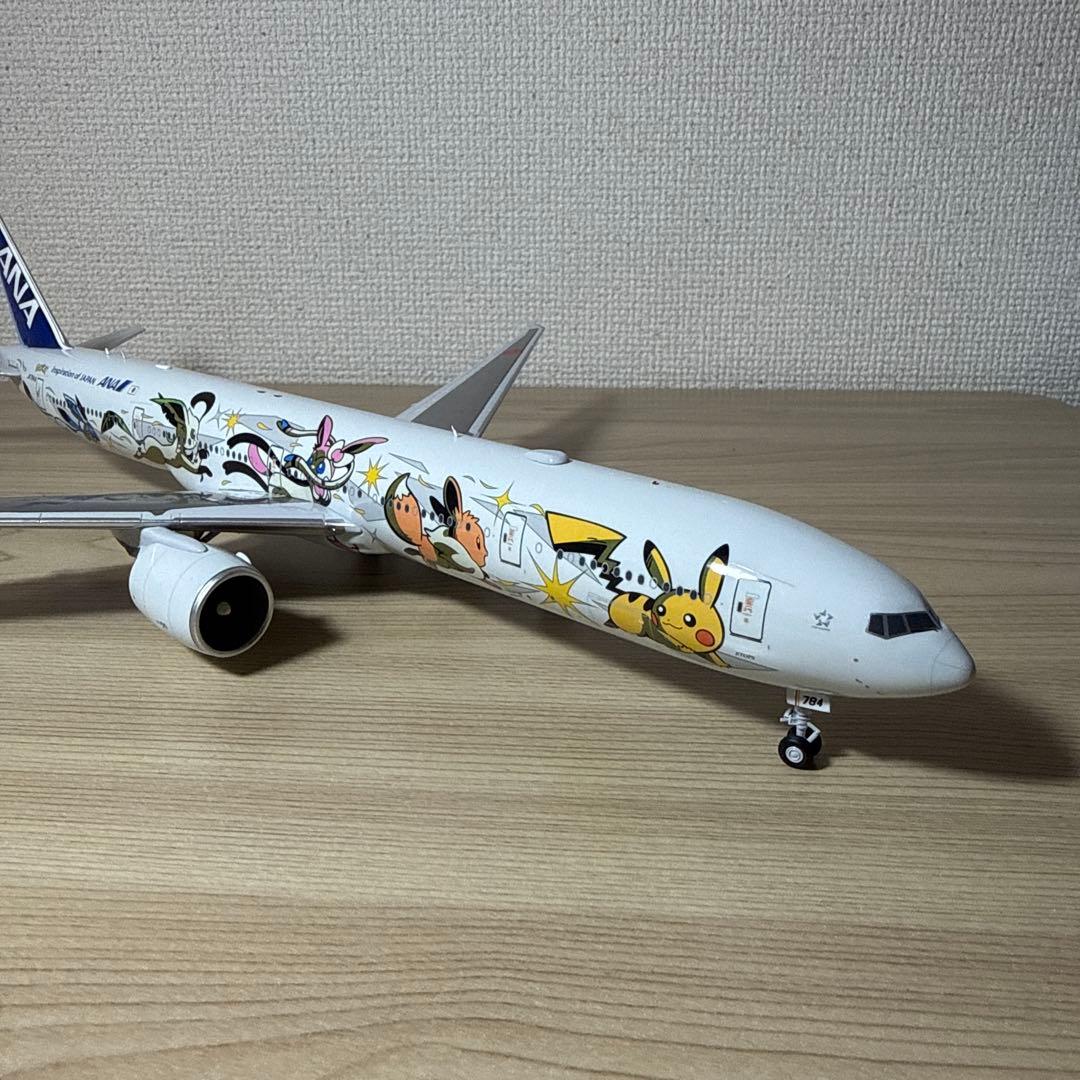 1/200 777-300ER イーブイジェット