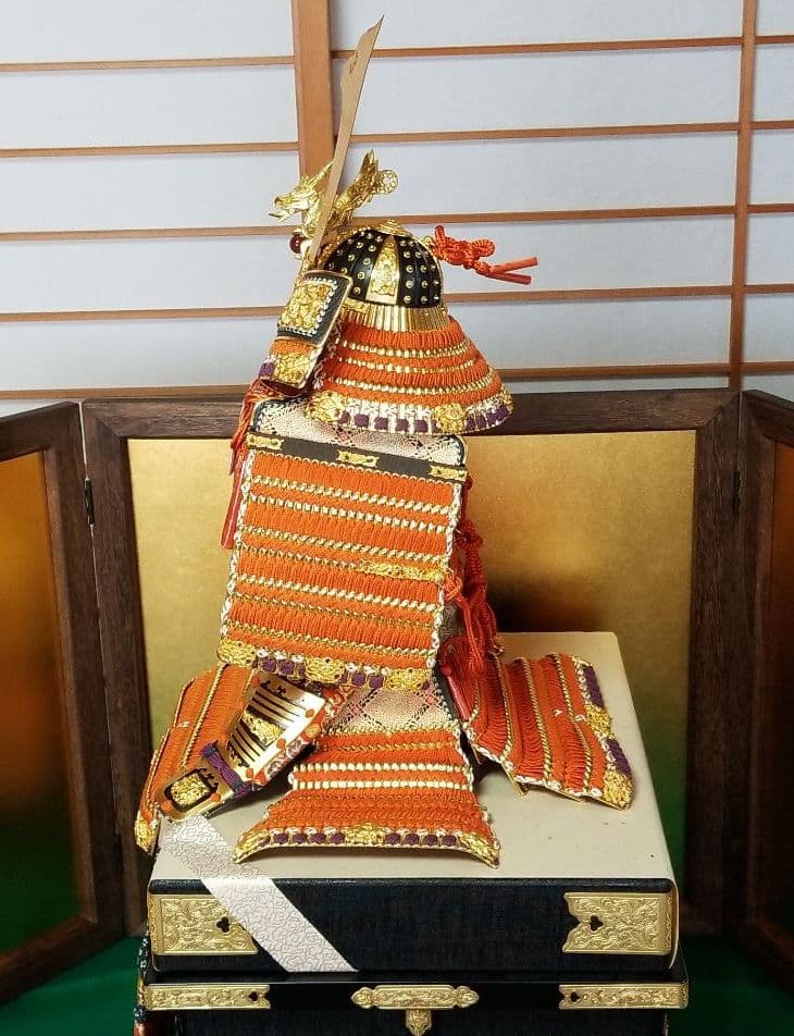 五月人形　平安武久作　15号鎧飾り