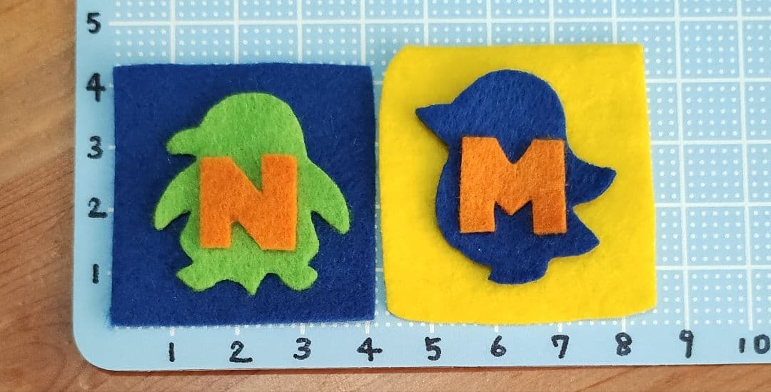 ☆ぷりん☆ページ★ドクターイエロー　新幹線　フェルト名札等