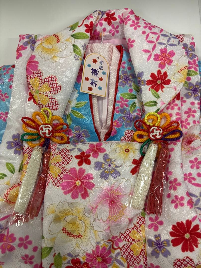 七五三　3歳女の子　着物・被布セット　爽やか水色着物　白い桜　雪輪　鹿子柄　新品