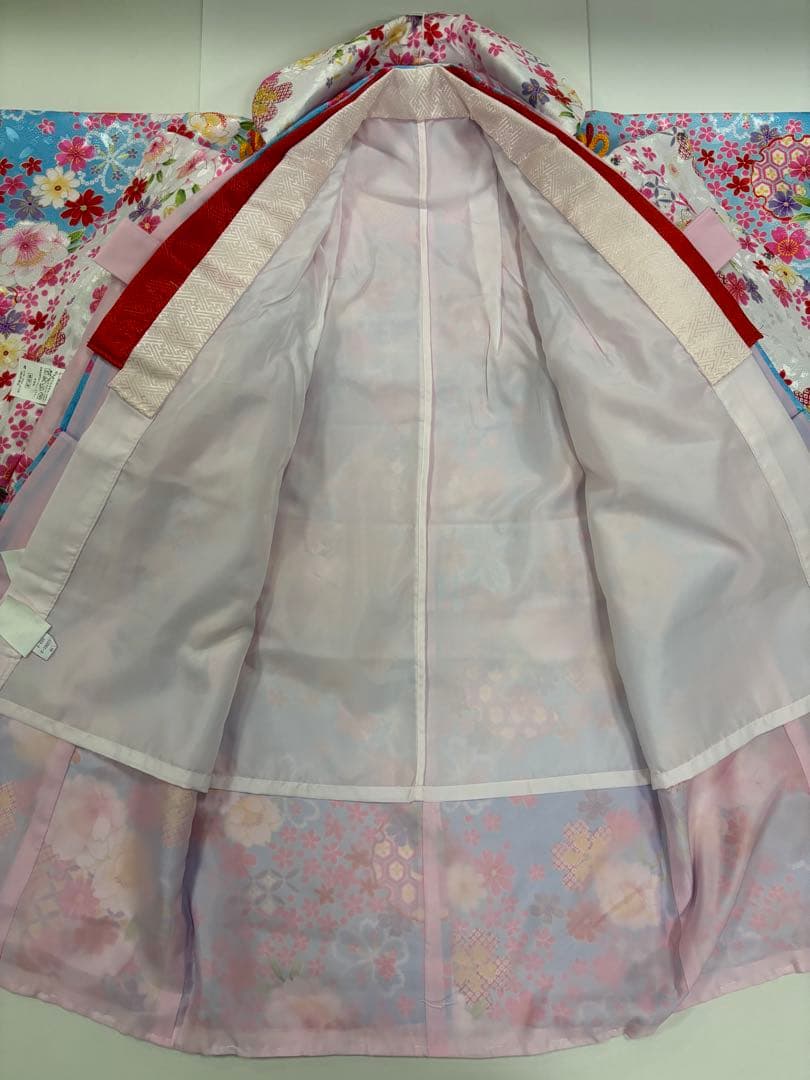 七五三　3歳女の子　着物・被布セット　爽やか水色着物　白い桜　雪輪　鹿子柄　新品