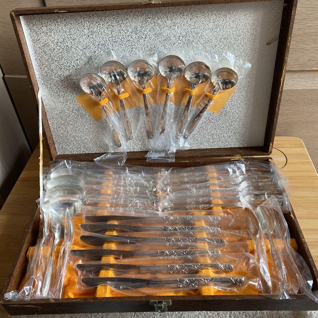 STAINI ESS STEELカトラリーケース付き