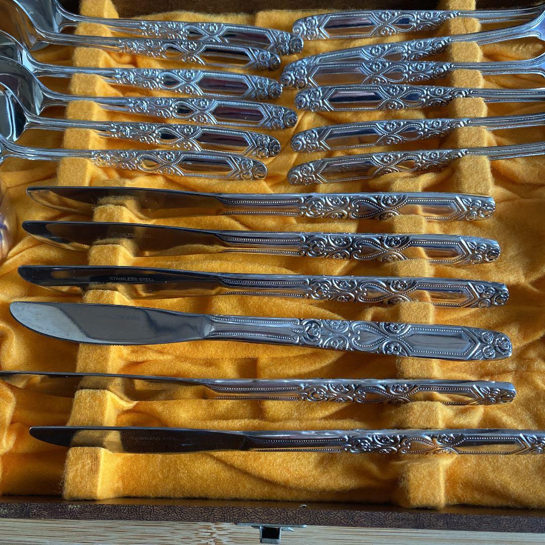 STAINI ESS STEELカトラリーケース付き