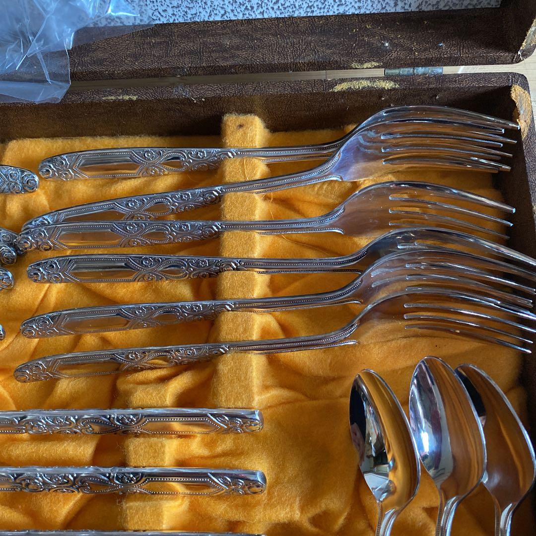 STAINI ESS STEELカトラリーケース付き