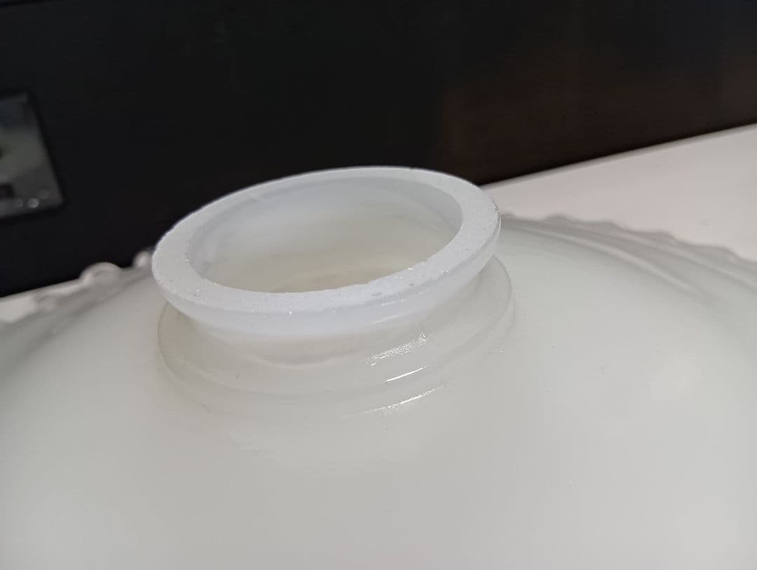 クラシック　フリルドレープ　乳白硝子　真鍮ベース　ペンダント　ランプ