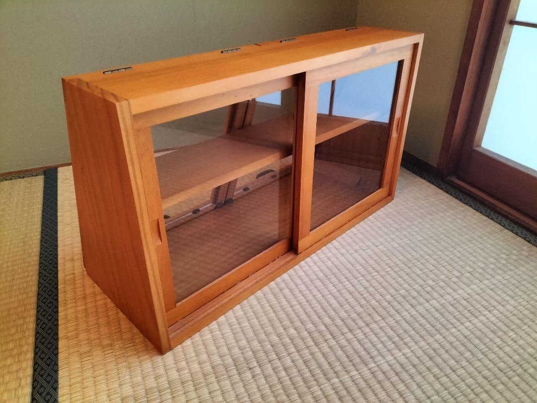 高さが変えられる木製ラック☆ガラス扉4面◇2/3