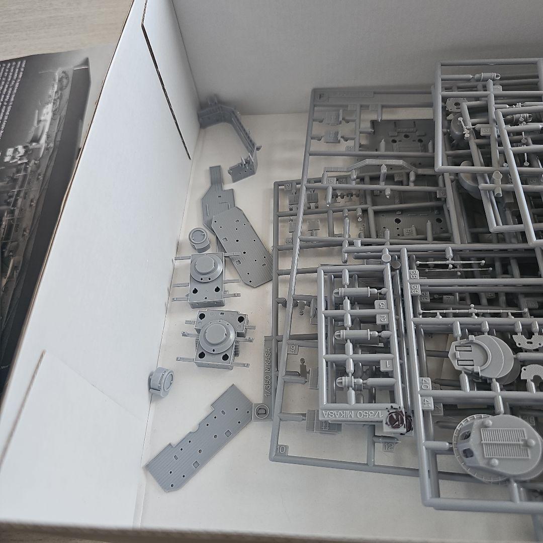 ハセガワ 1/350 戦艦 三笠 フルオプション付き付き (ジャンク品)