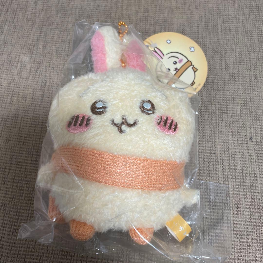 ちいかわ ぬくぬくの装いマスコット うさぎ マフラー - メルカリ