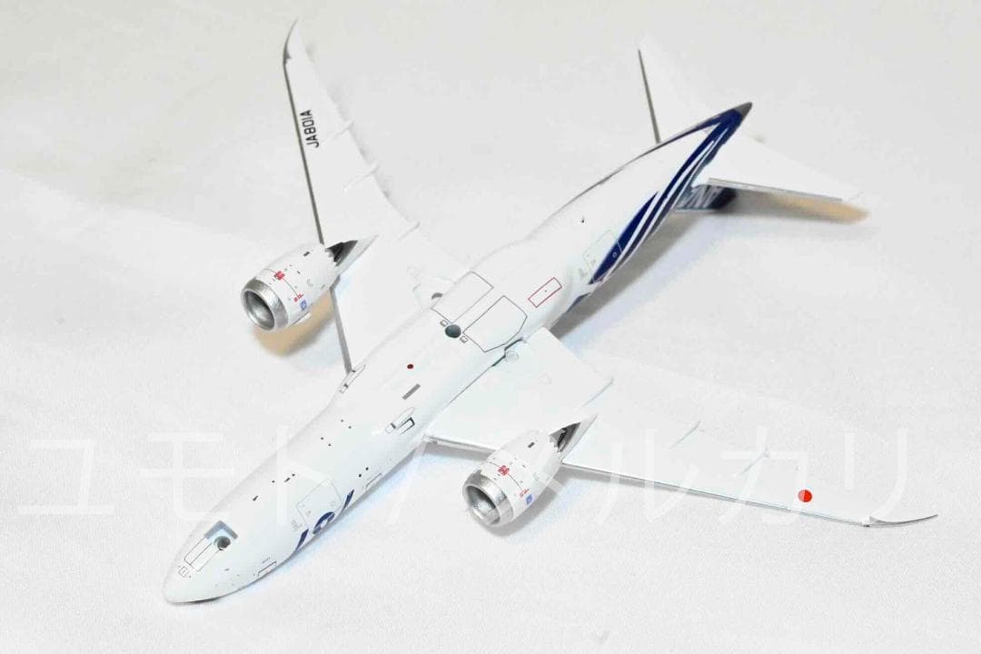 Aviation ANA B787-8 JA801A 全日空 1:400