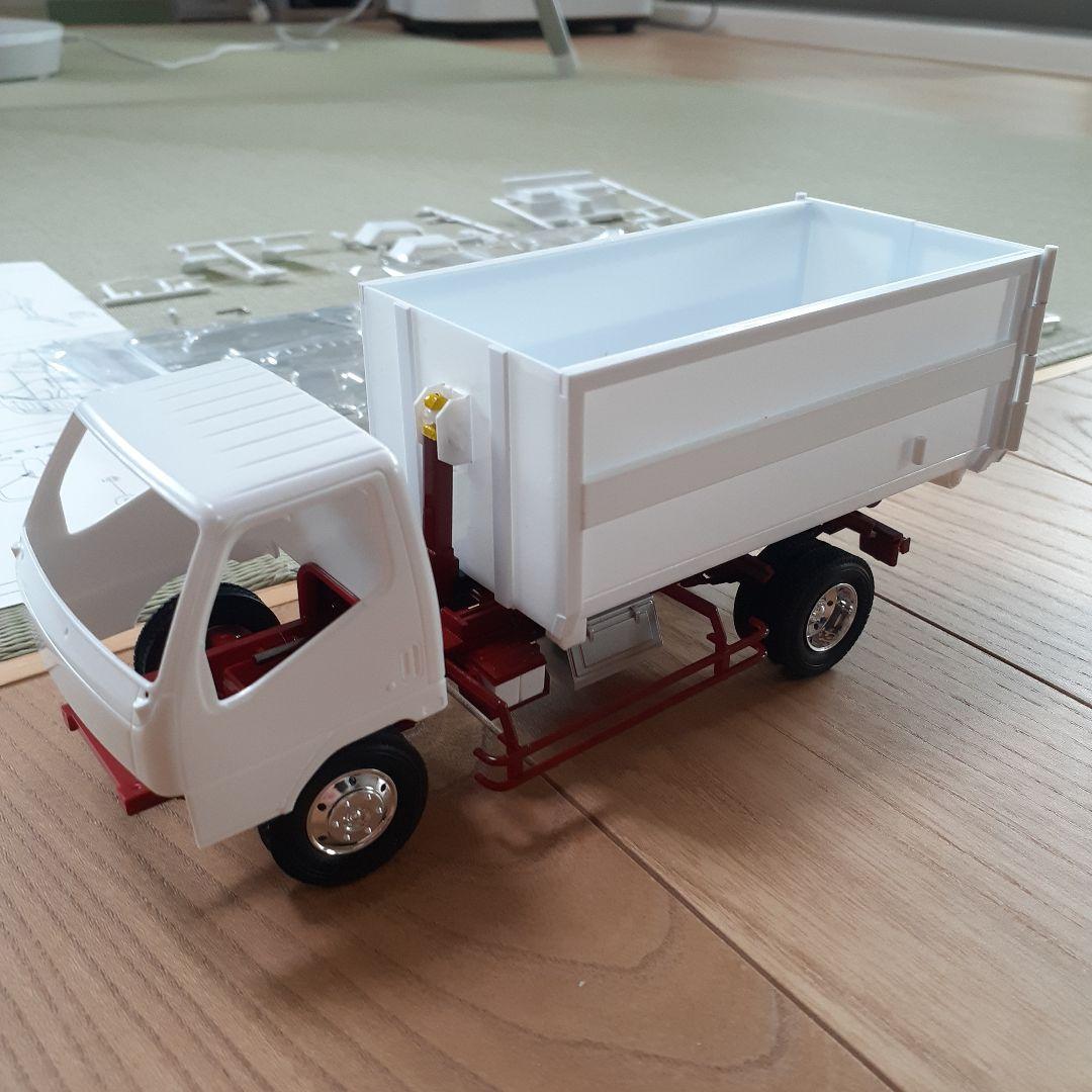 デコトラプラモデル アームロール車 - メルカリ