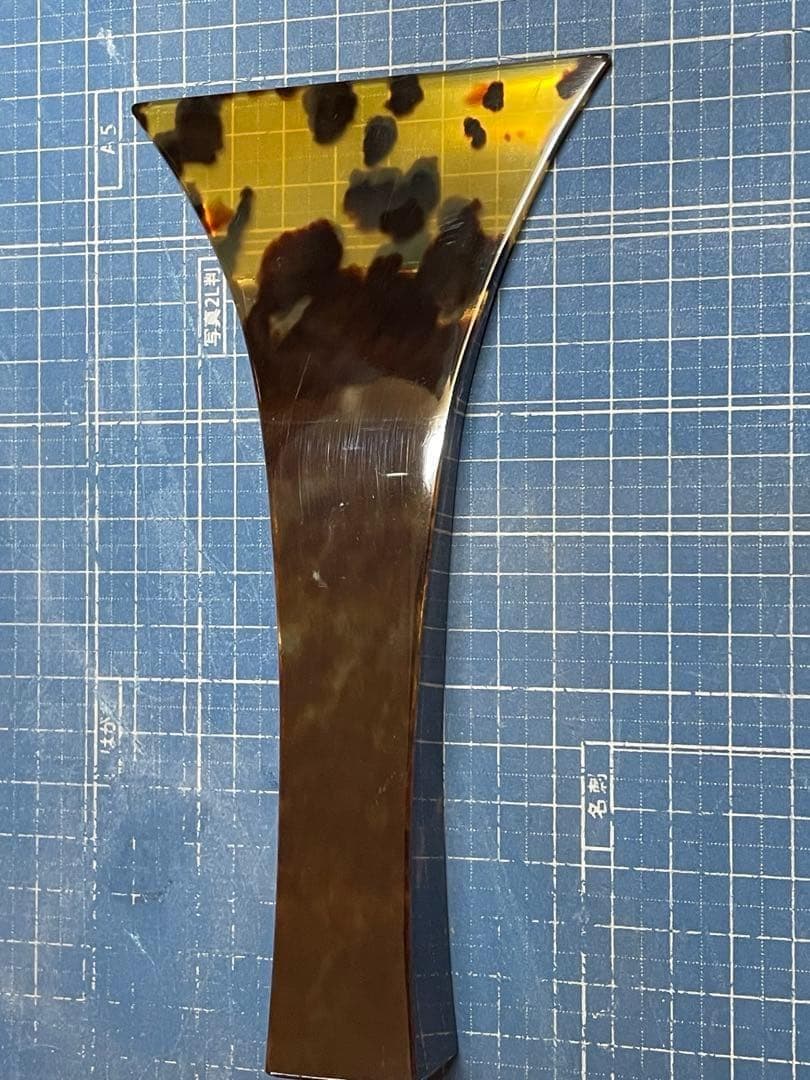 津軽三味線　べっ甲バチ　手元水牛べっ甲総貼り