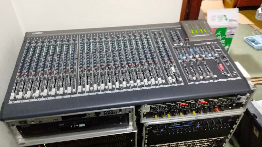 ヤマハGF24/12　特注ハードケース入り。