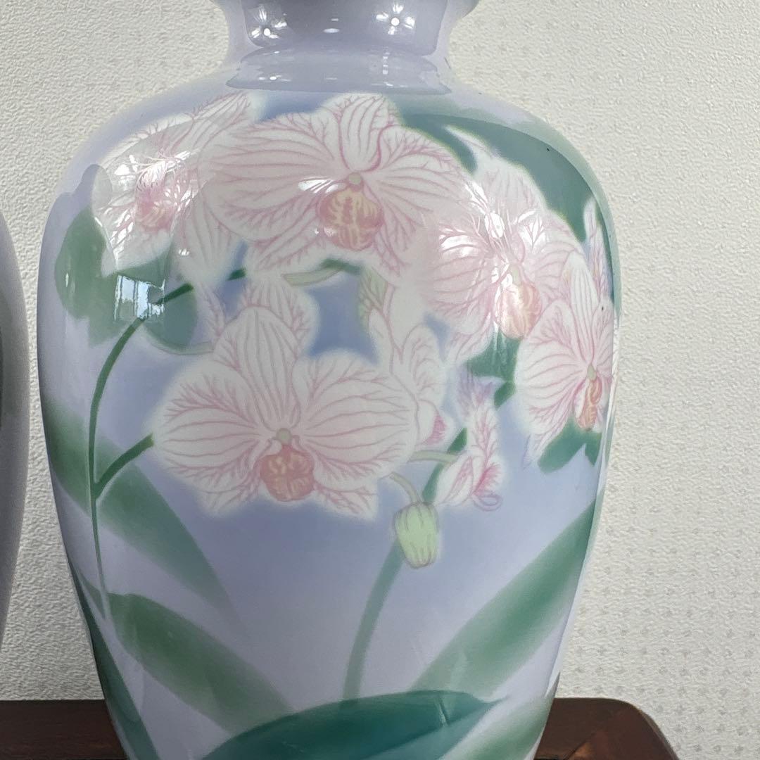 深川製磁 色絵彩磁 胡蝶蘭 花瓶 蘭の花デザイン 2個セット深川 - メルカリ