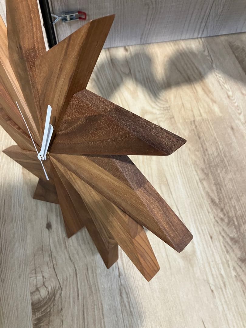 ウォールナット無垢材　ウォールクロック