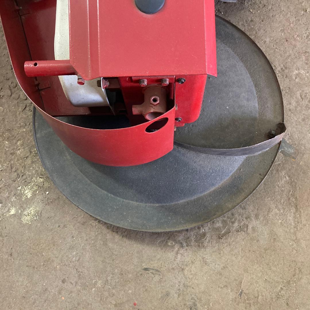 牧草モア　ヤンマーyrm820