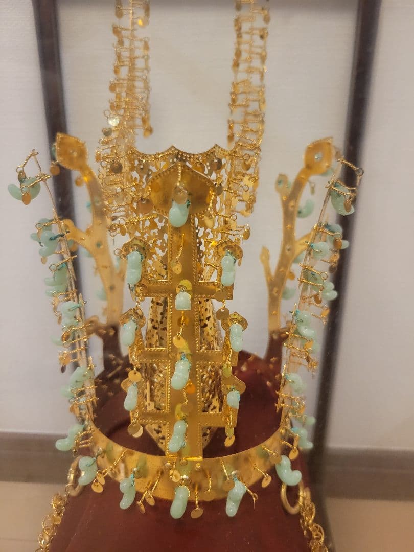 新羅 国宝王冠 レプリカ 24金メッキ 1/2サイズ - メルカリ