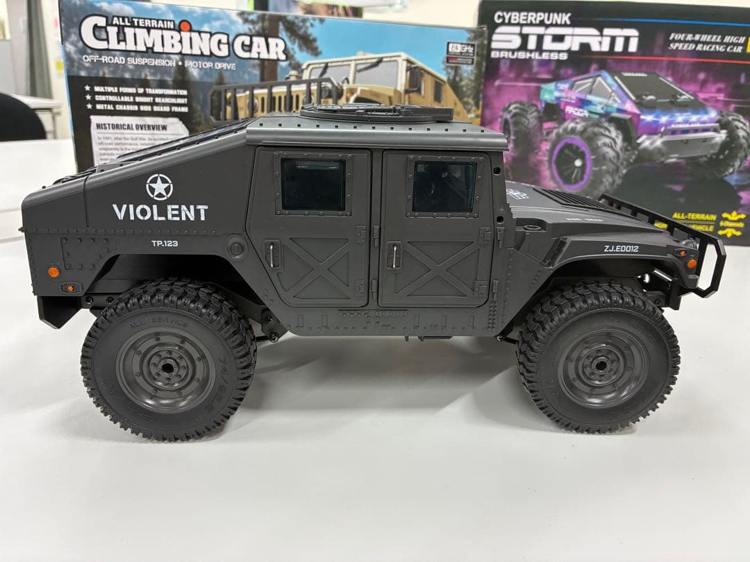 戦車 大型 ラジコン オフロード ミリタリー RCかー 人気 34cm 4WD